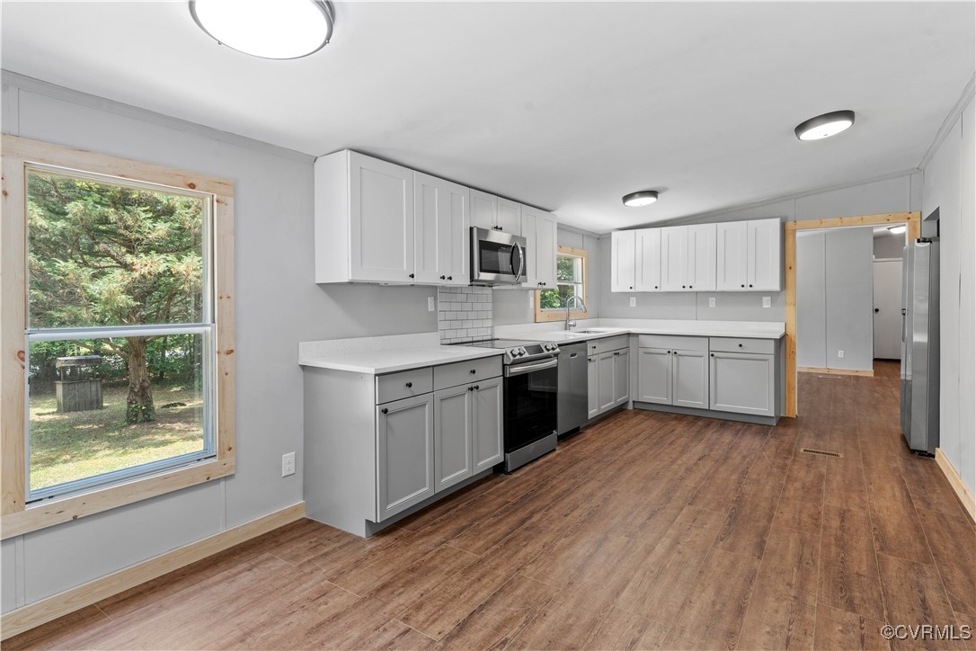 10780 Winchester Dr