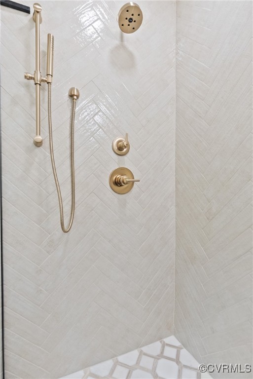 13511 W Salisbury Rd