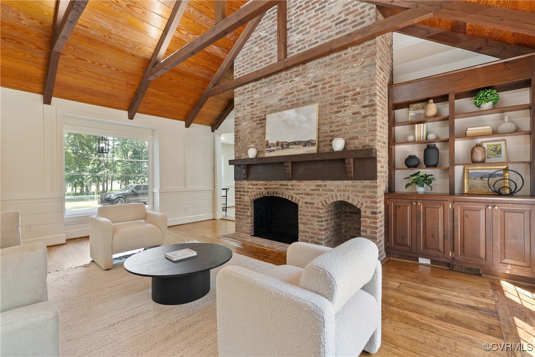 13511 W Salisbury Rd