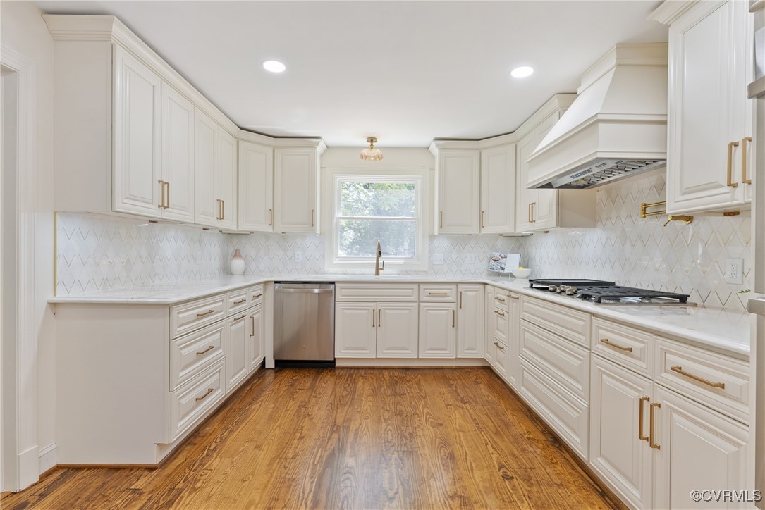 13511 W Salisbury Rd