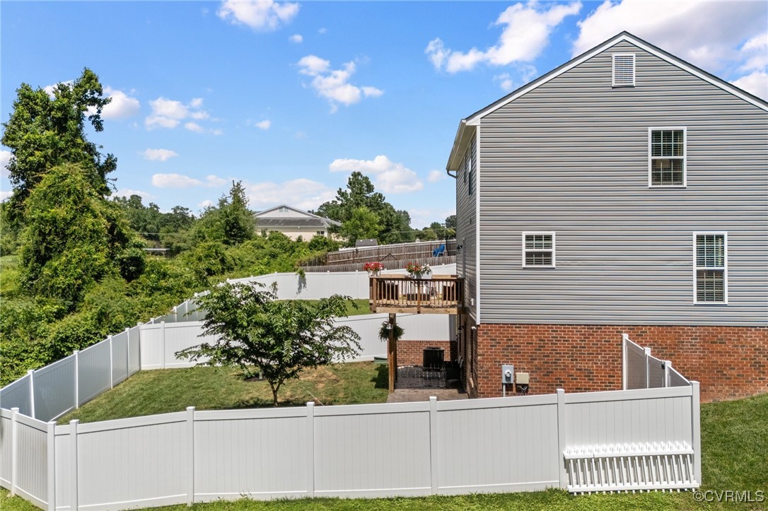 1602 Dillyn Pl