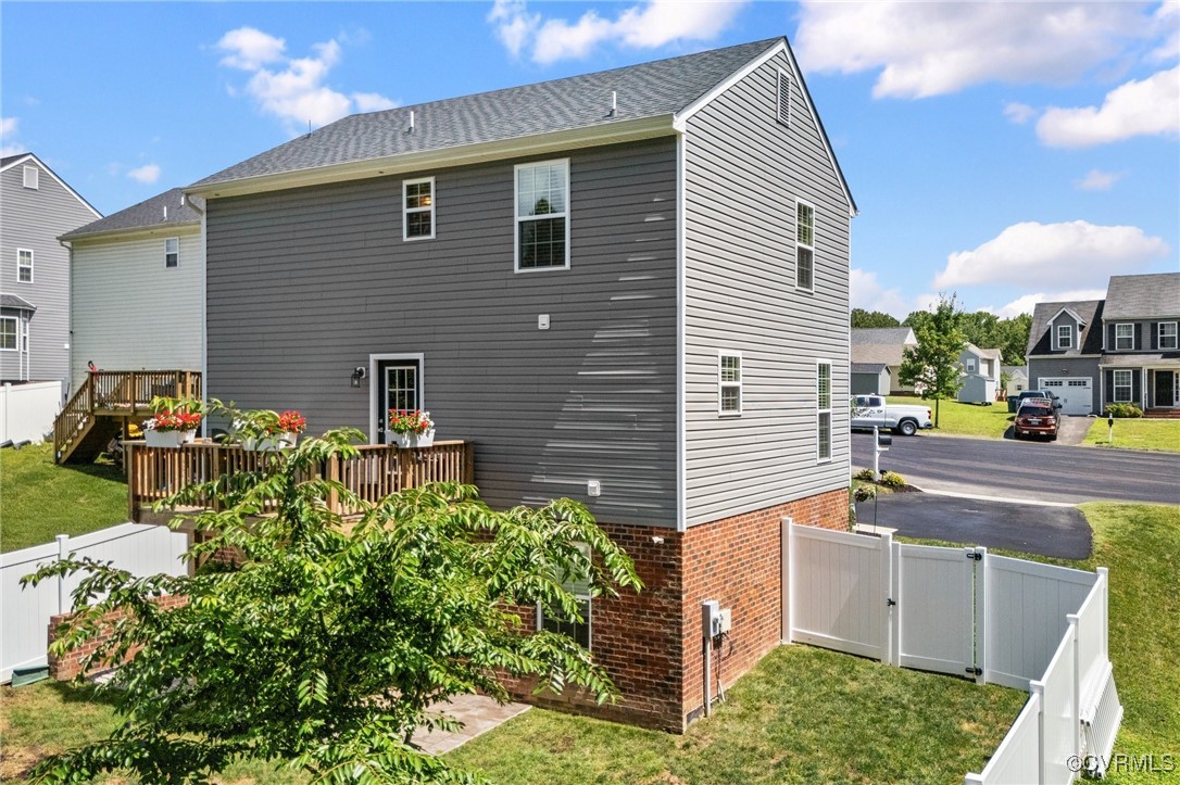 1602 Dillyn Pl
