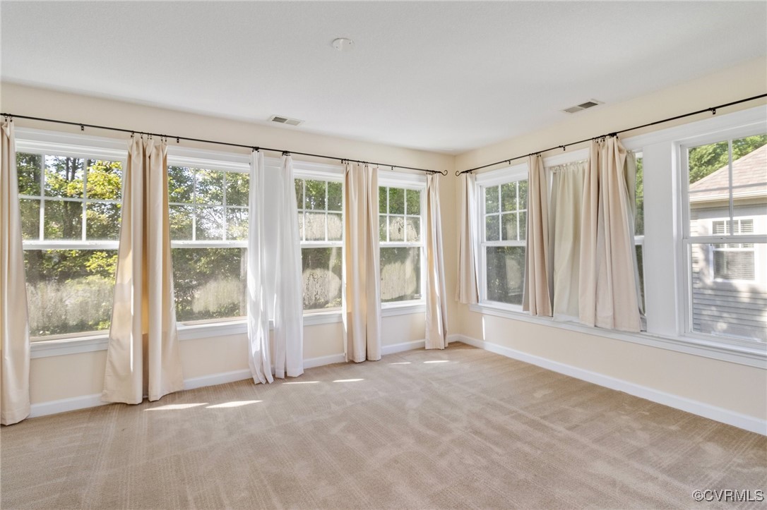 5529 Frog Pond Ln