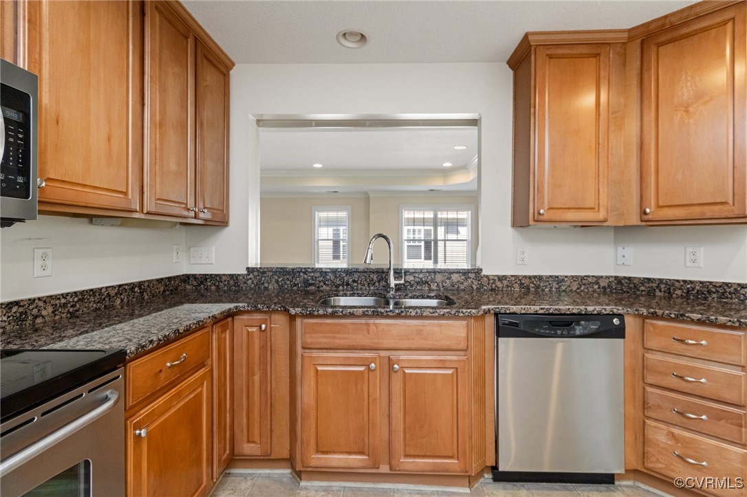 5529 Frog Pond Ln