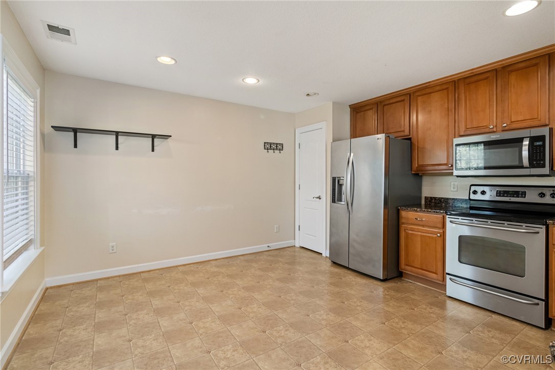 5529 Frog Pond Ln
