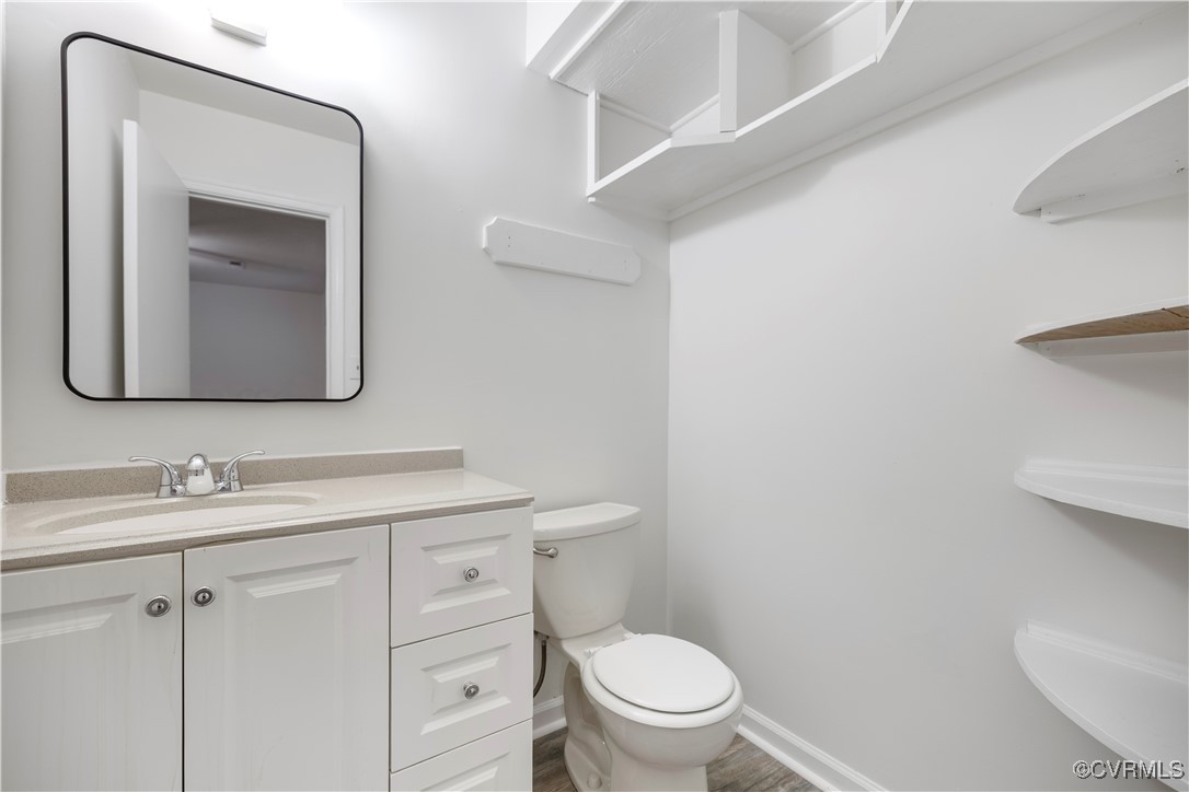 4803 White Manor Ct