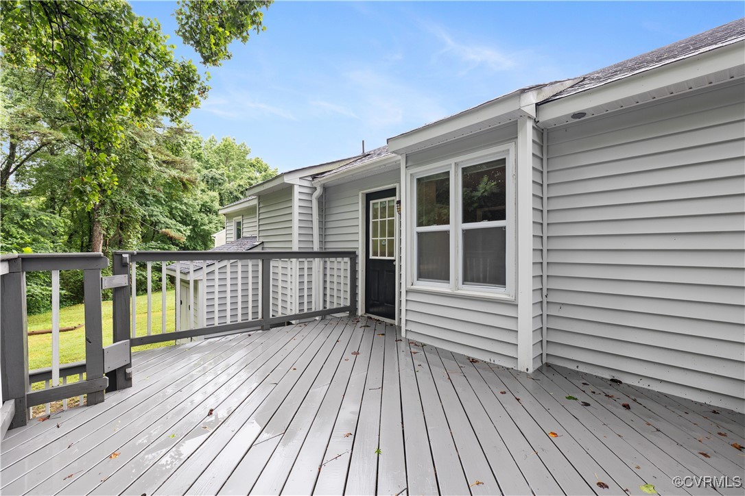 4803 White Manor Ct