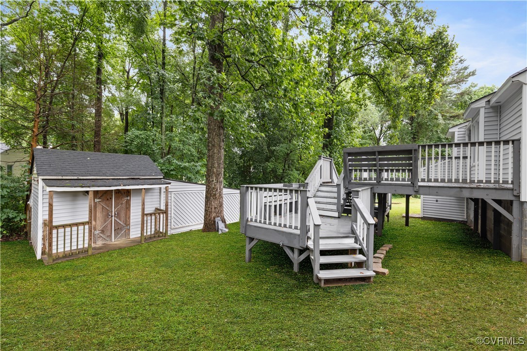 4803 White Manor Ct