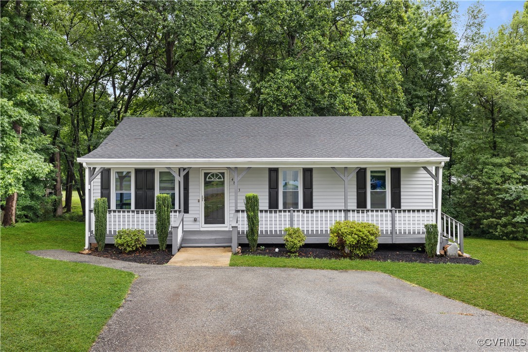 4803 White Manor Ct