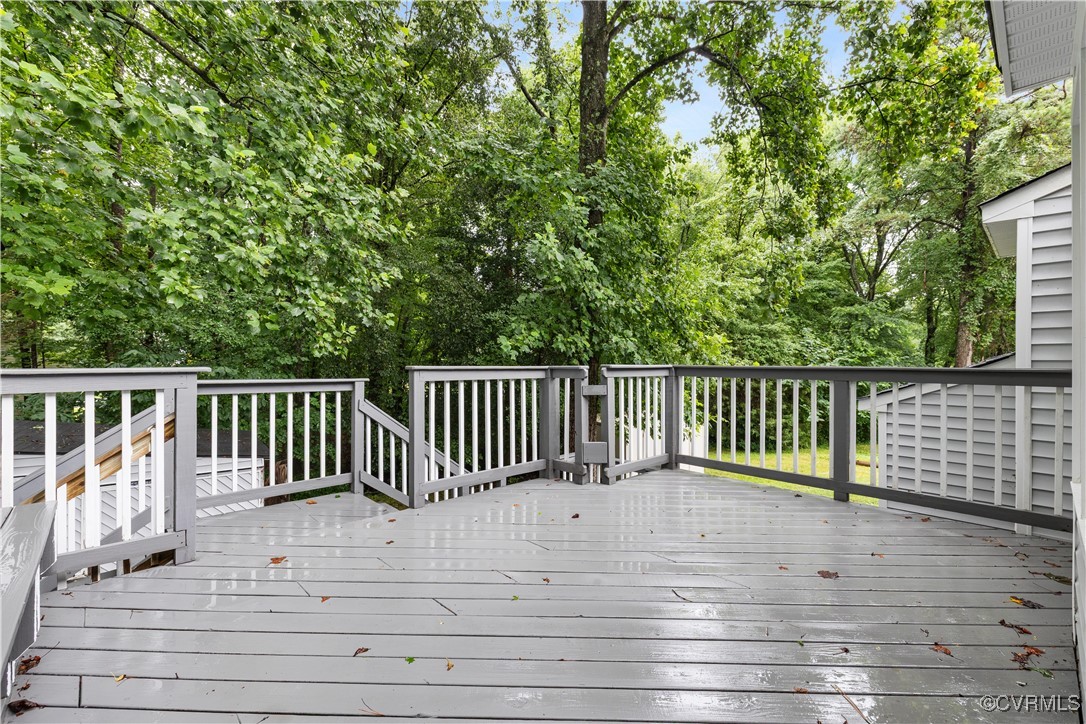 4803 White Manor Ct