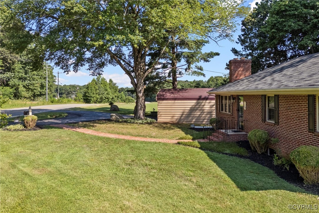 2001 Hicks Rd