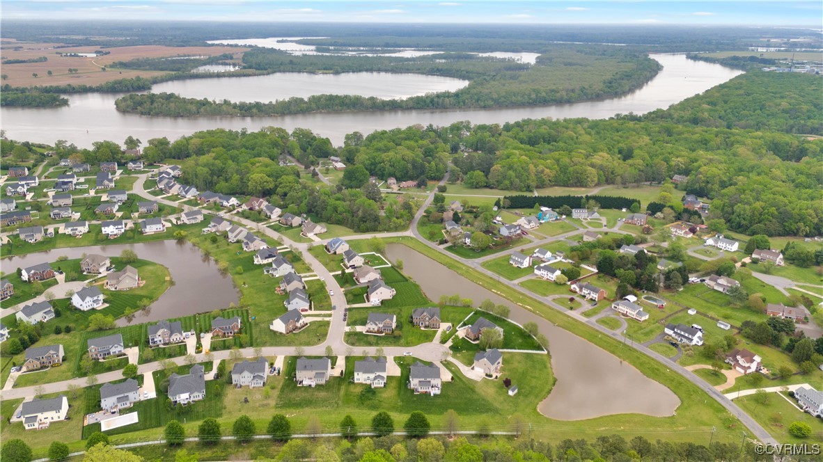 1924 White Mountain Dr