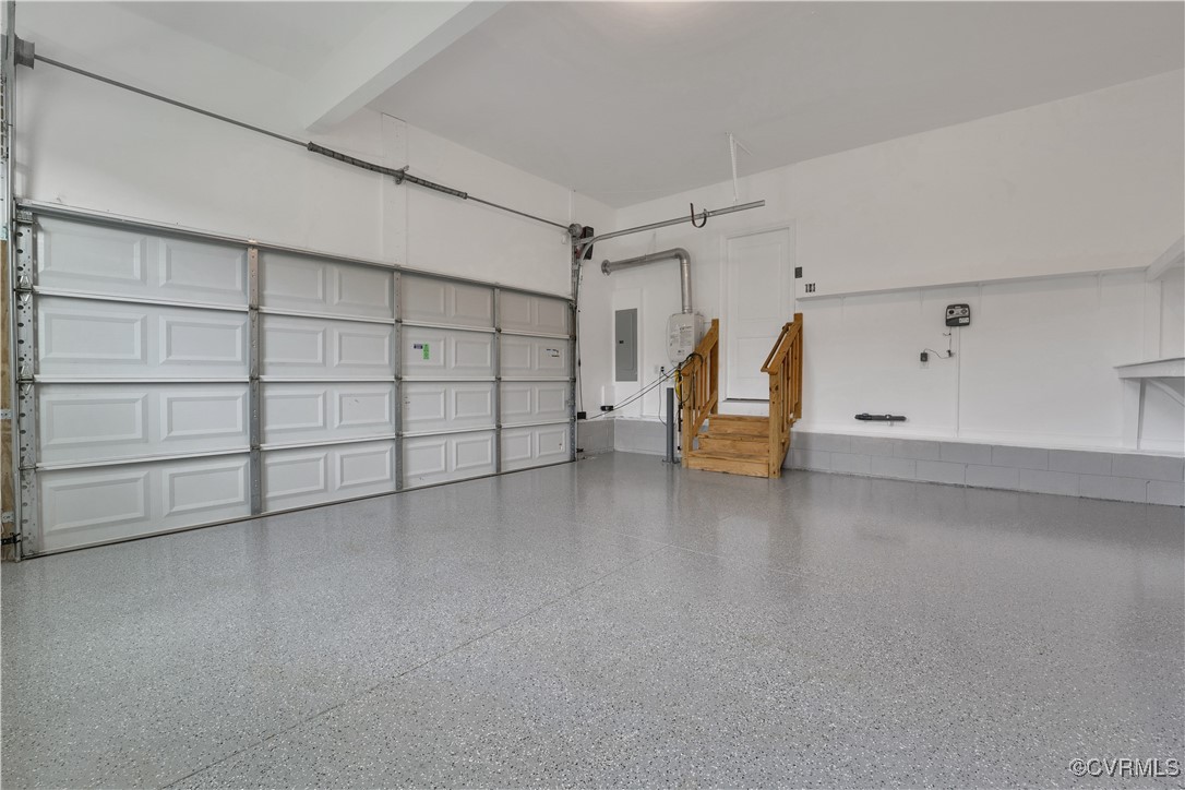 1924 White Mountain Dr