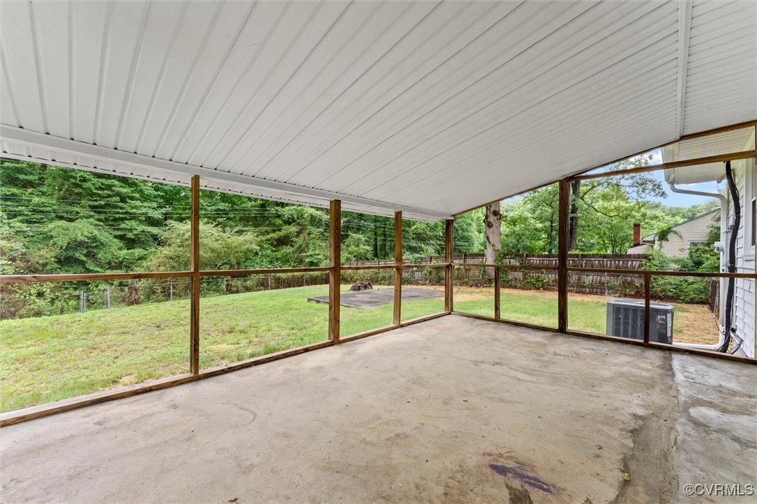 4811 Subrenda Dr