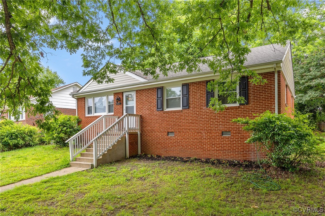 2924 Glenan Dr