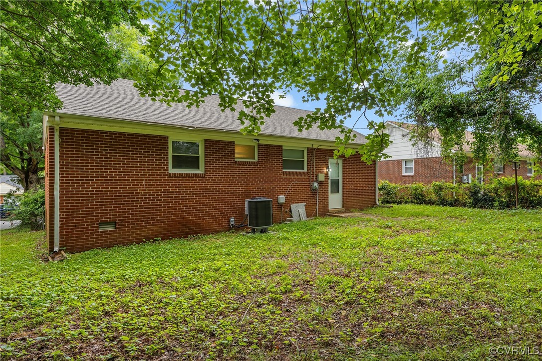 2924 Glenan Dr