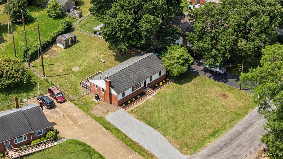 2207 Craven Ln