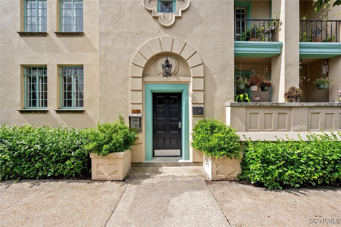 515 N Arthur Ashe Blvd Unit#U2