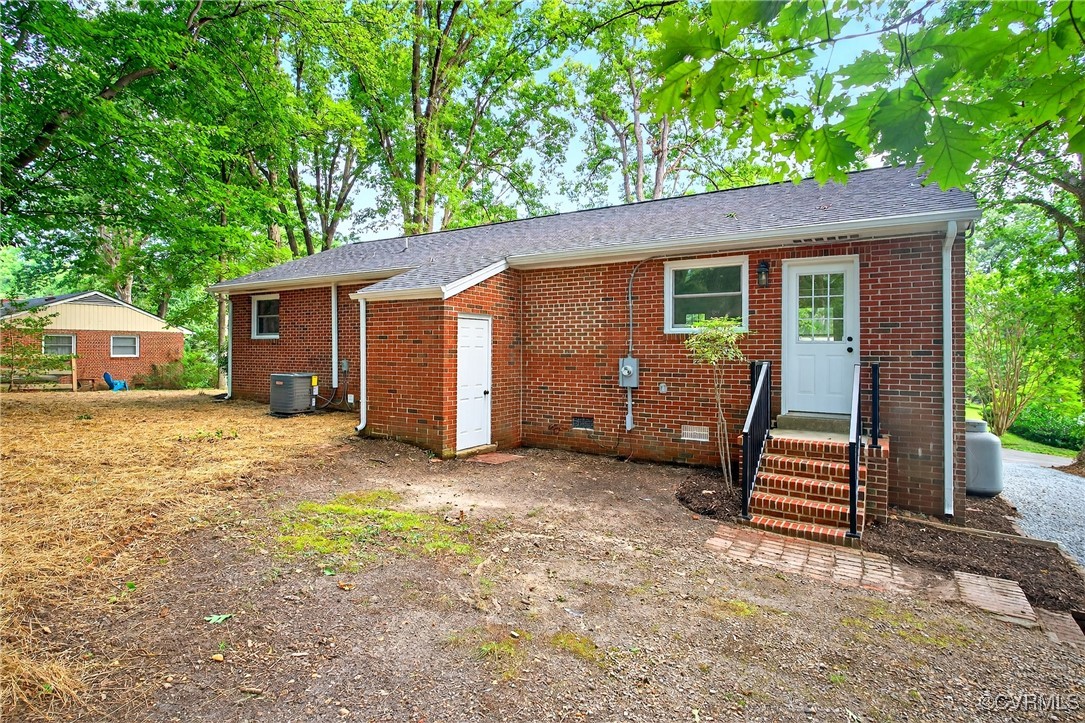 6925 Montauk Dr