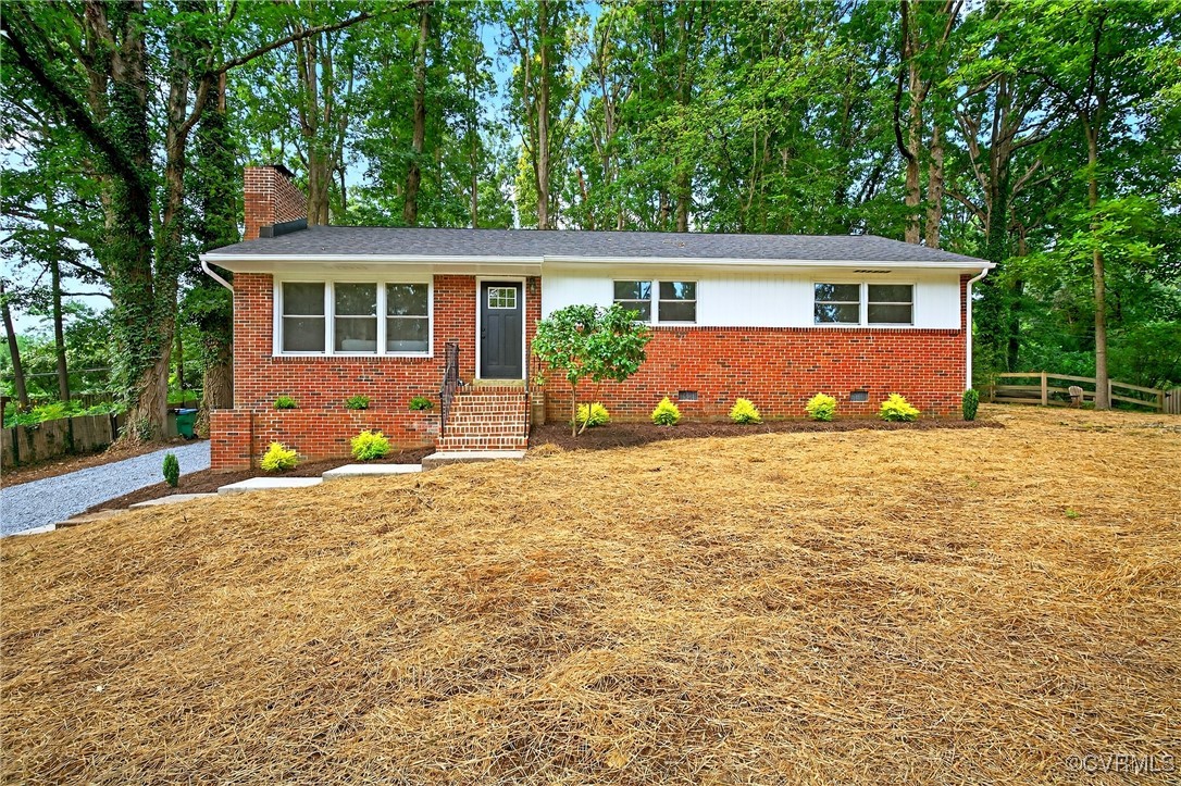 6925 Montauk Dr