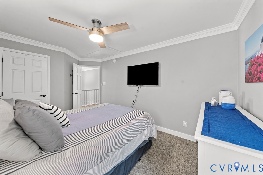 12312 Goldengate Pl