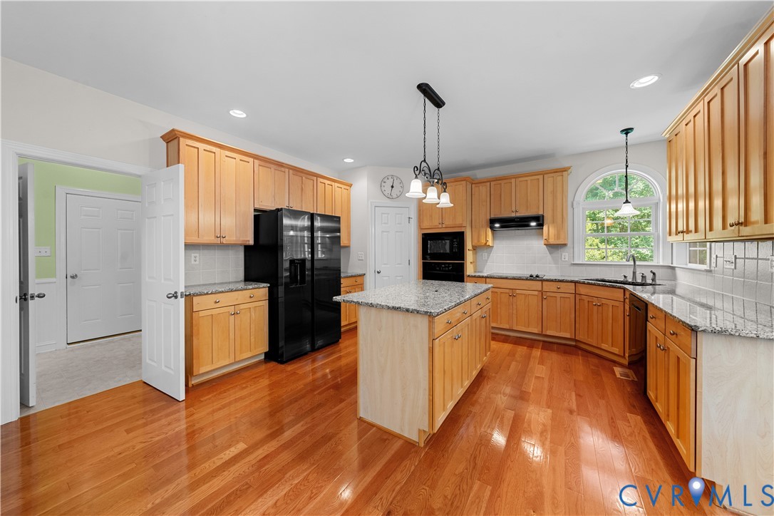 13413 Prince James Dr