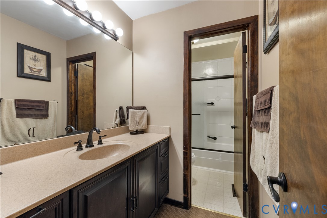 3200 Hunts Bridge Ct