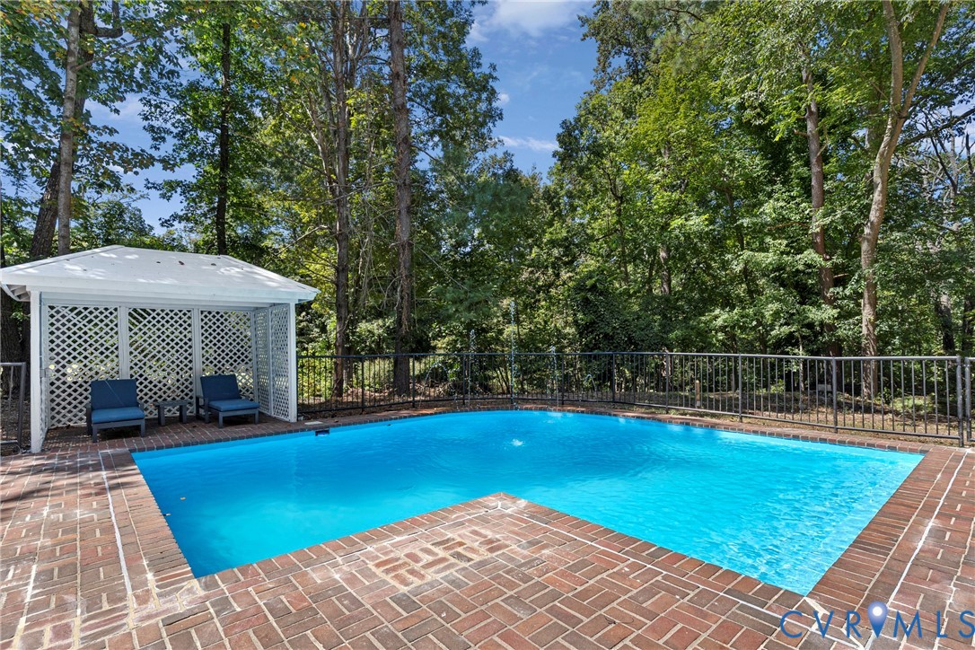 3000 River Hills Ter