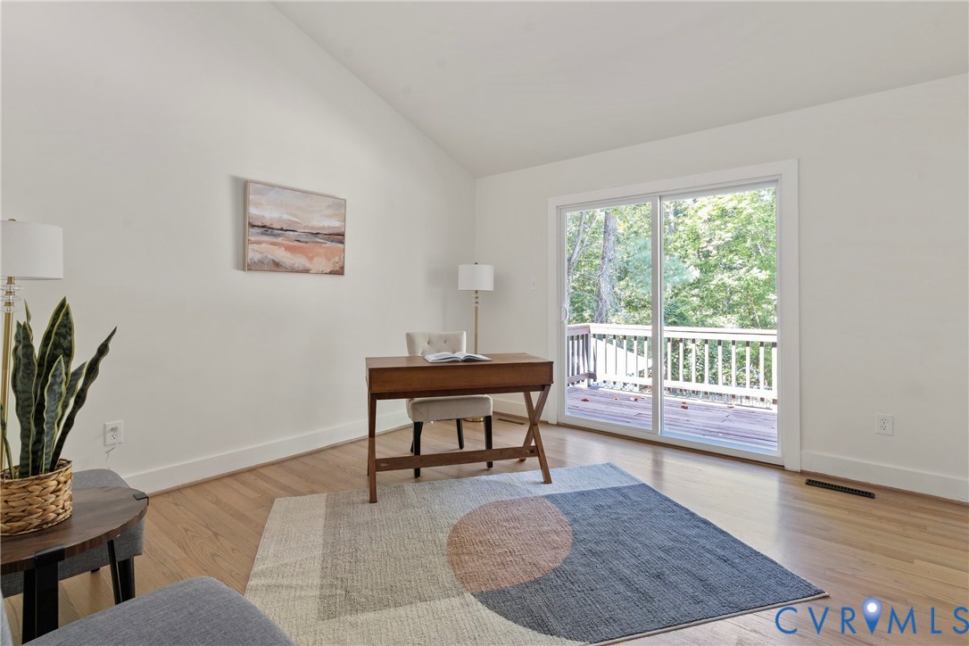 3000 River Hills Ter