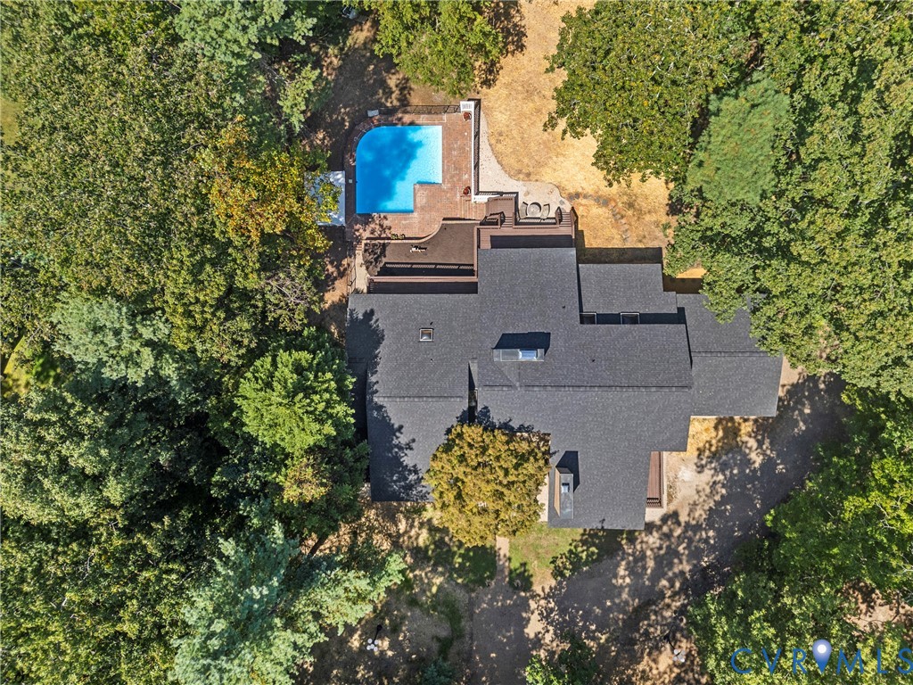 3000 River Hills Ter