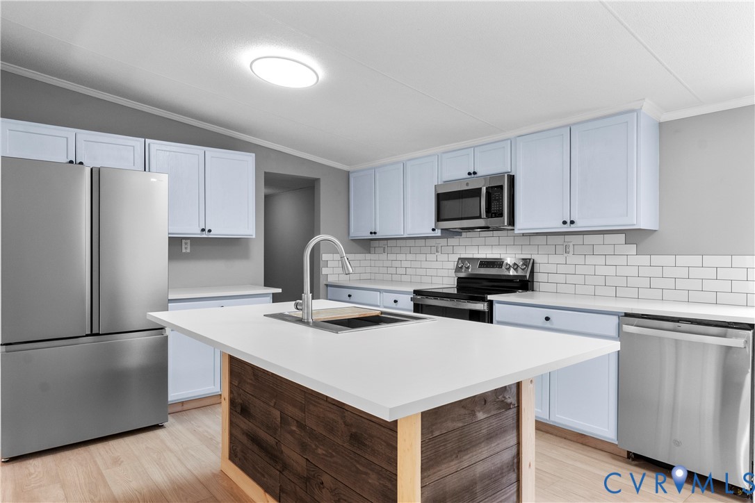 51 Deerfield Acres Dr