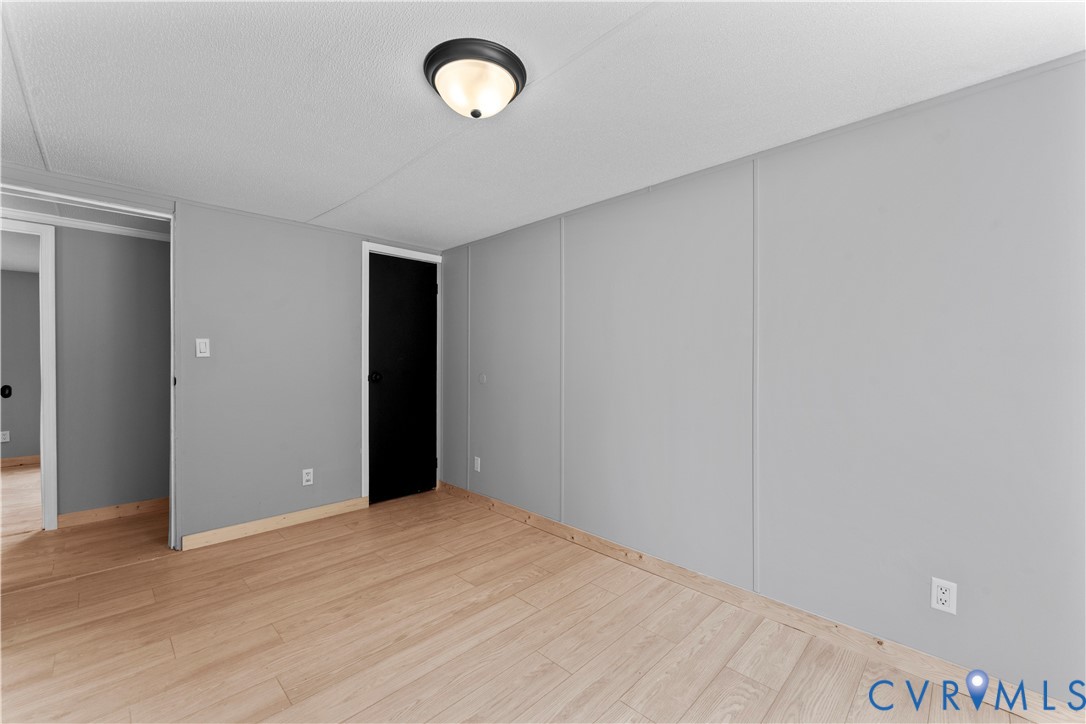 51 Deerfield Acres Dr