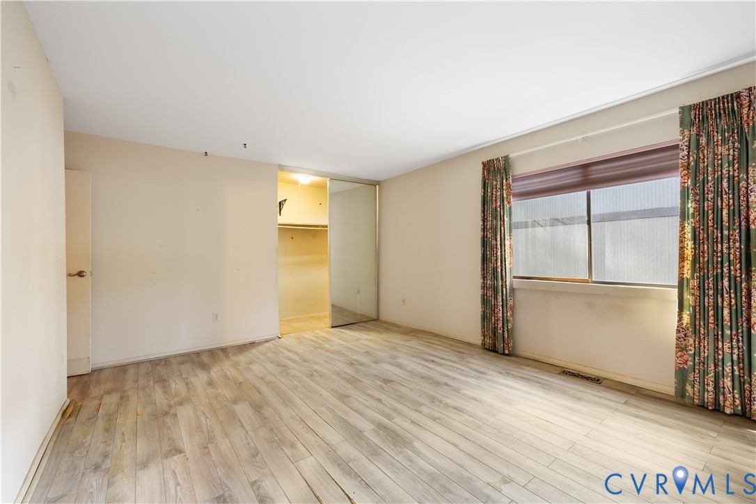 11735 S Briar Patch Dr