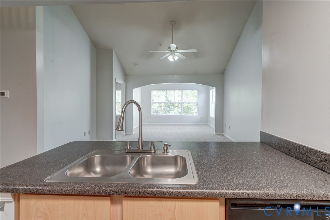 734 Bristol Village Dr Unit#305