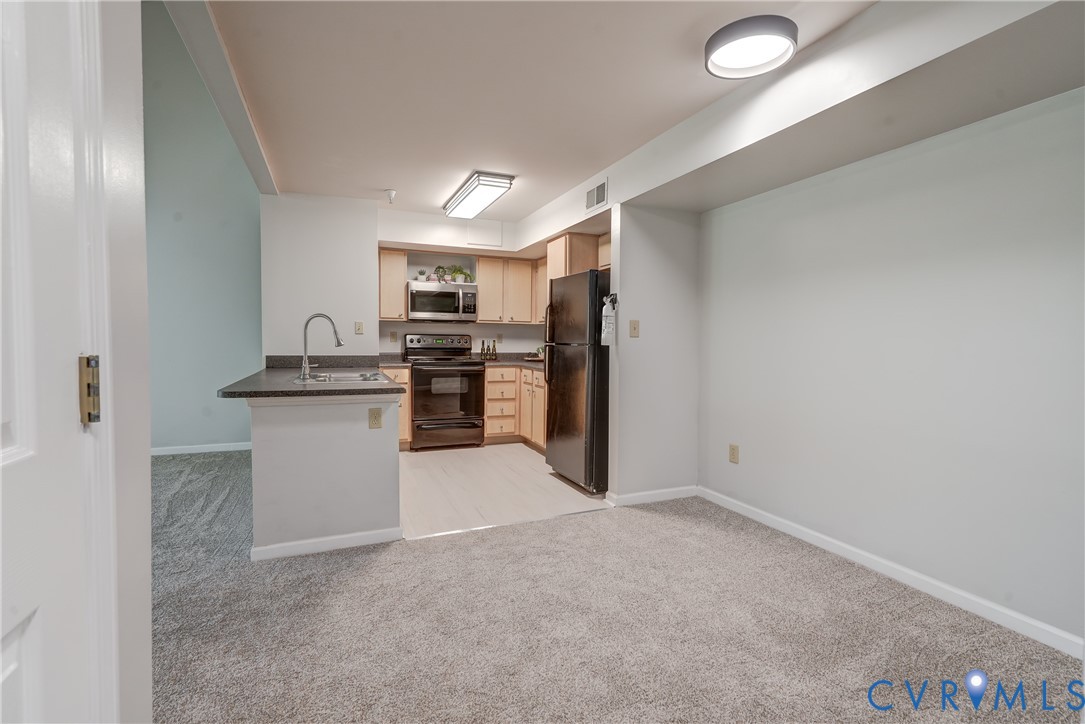 734 Bristol Village Dr Unit#305