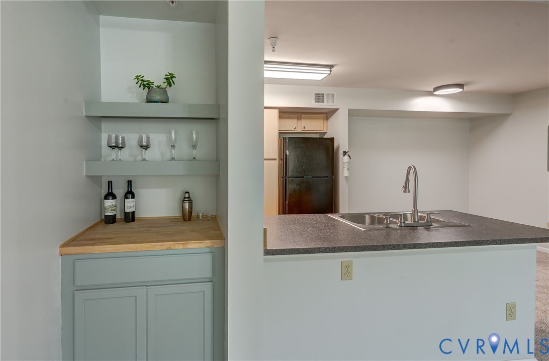 734 Bristol Village Dr Unit#305