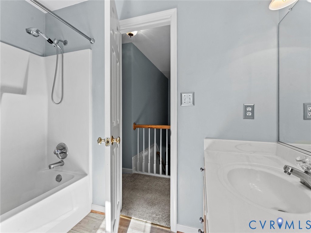 3928 Fighting Creek Dr