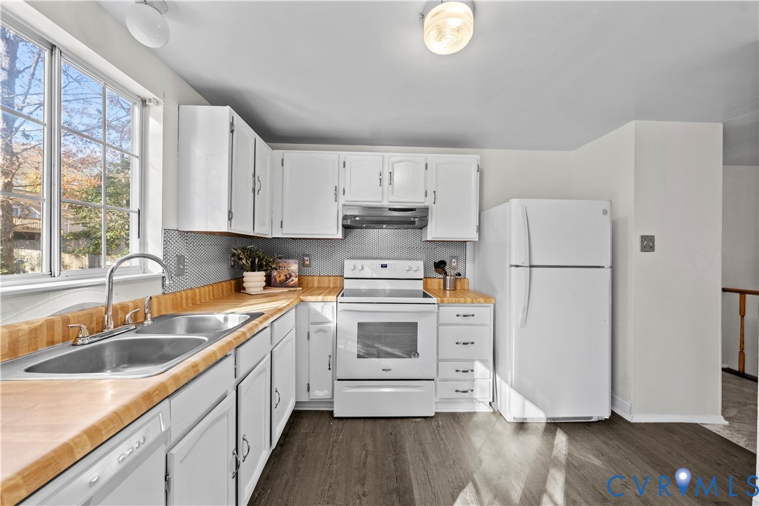 1730 Mountain Pine Blvd