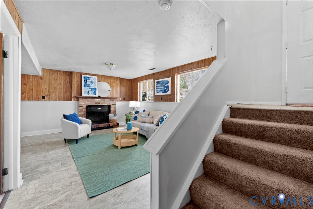 1730 Mountain Pine Blvd