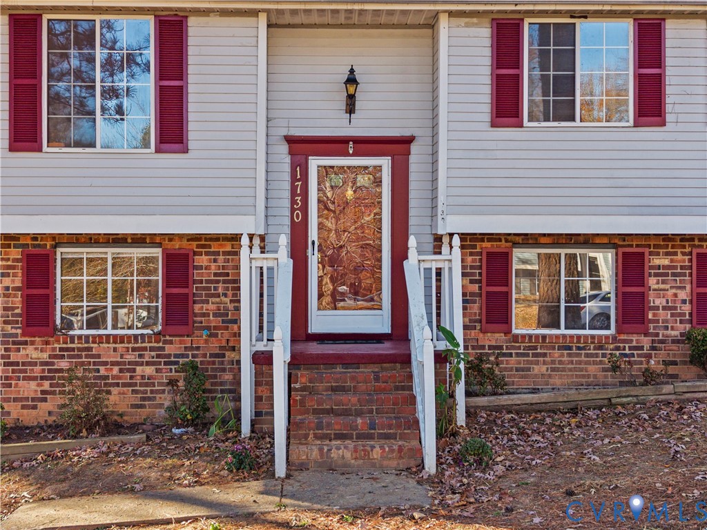 1730 Mountain Pine Blvd