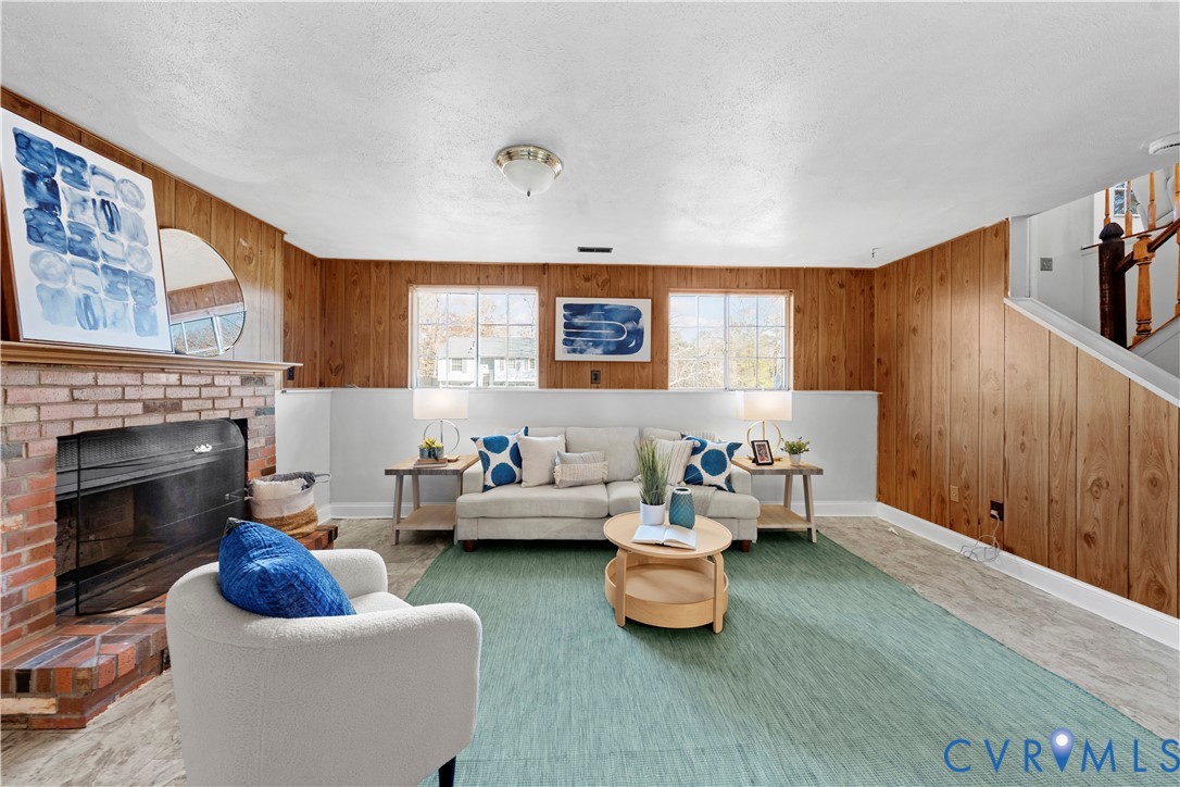 1730 Mountain Pine Blvd