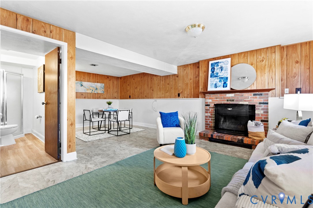 1730 Mountain Pine Blvd