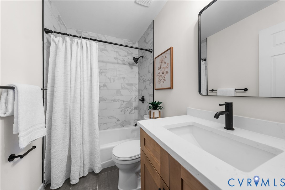 4601 Four Seasons Ter Unit#F