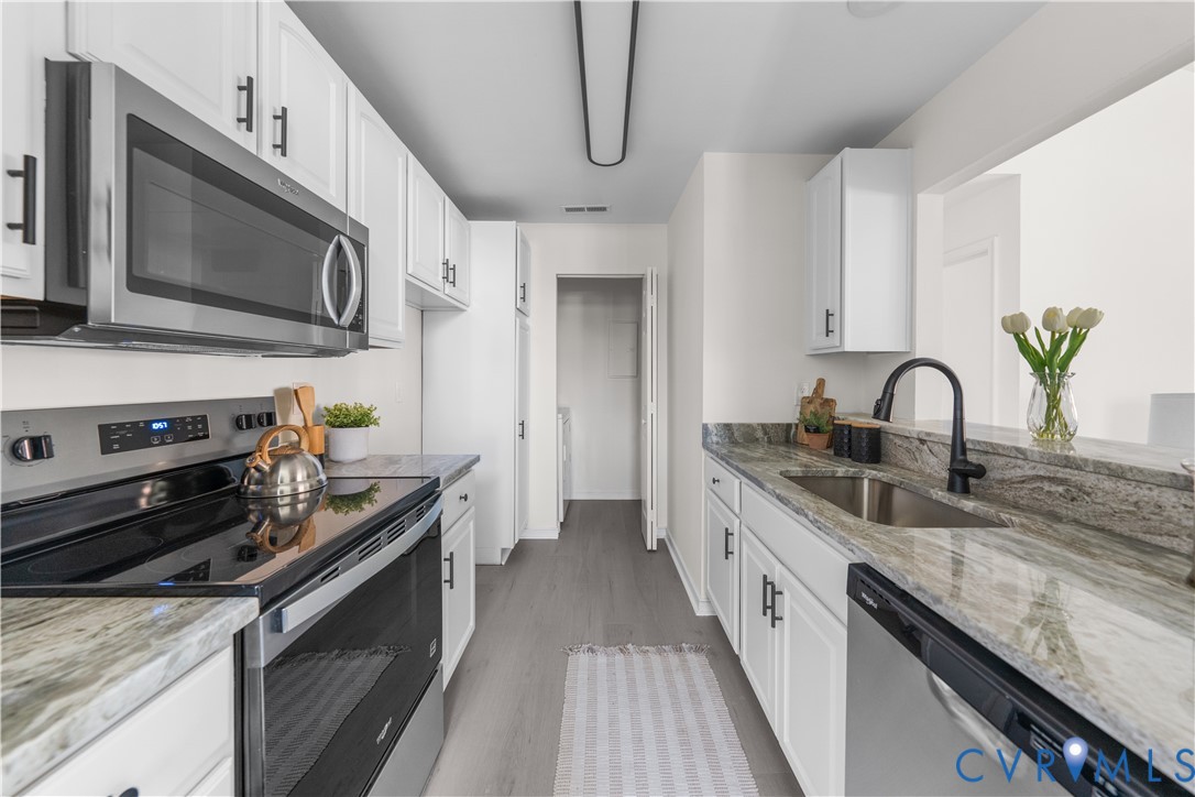 4601 Four Seasons Ter Unit#F