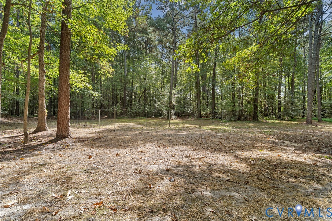 15223 Providence Woods Ln