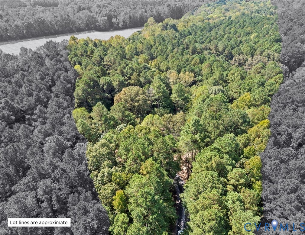 15223 Providence Woods Ln