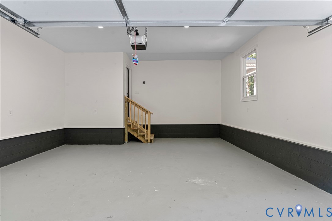 15223 Providence Woods Ln