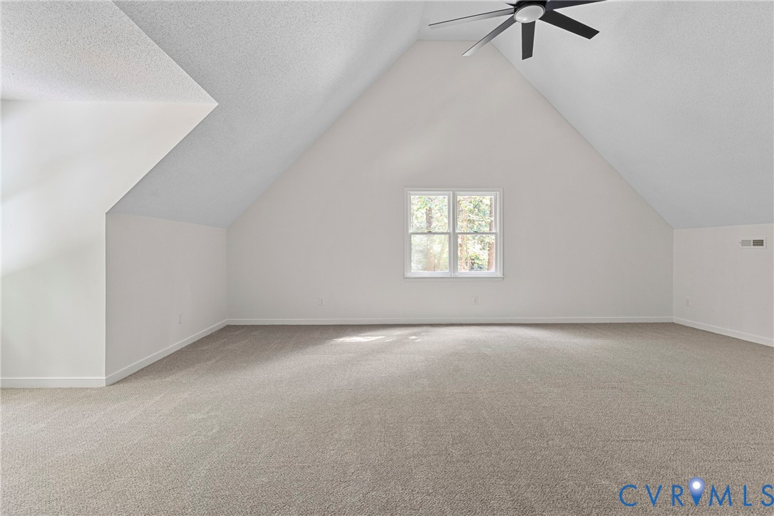 15223 Providence Woods Ln