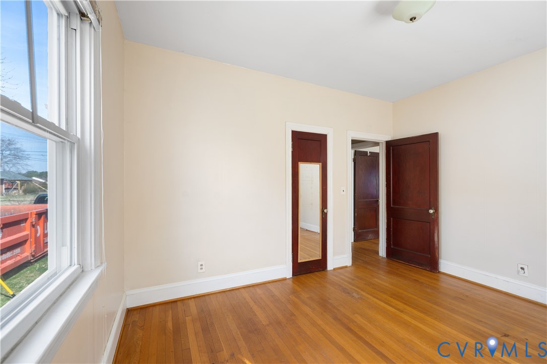 1720 Lamar Ave
