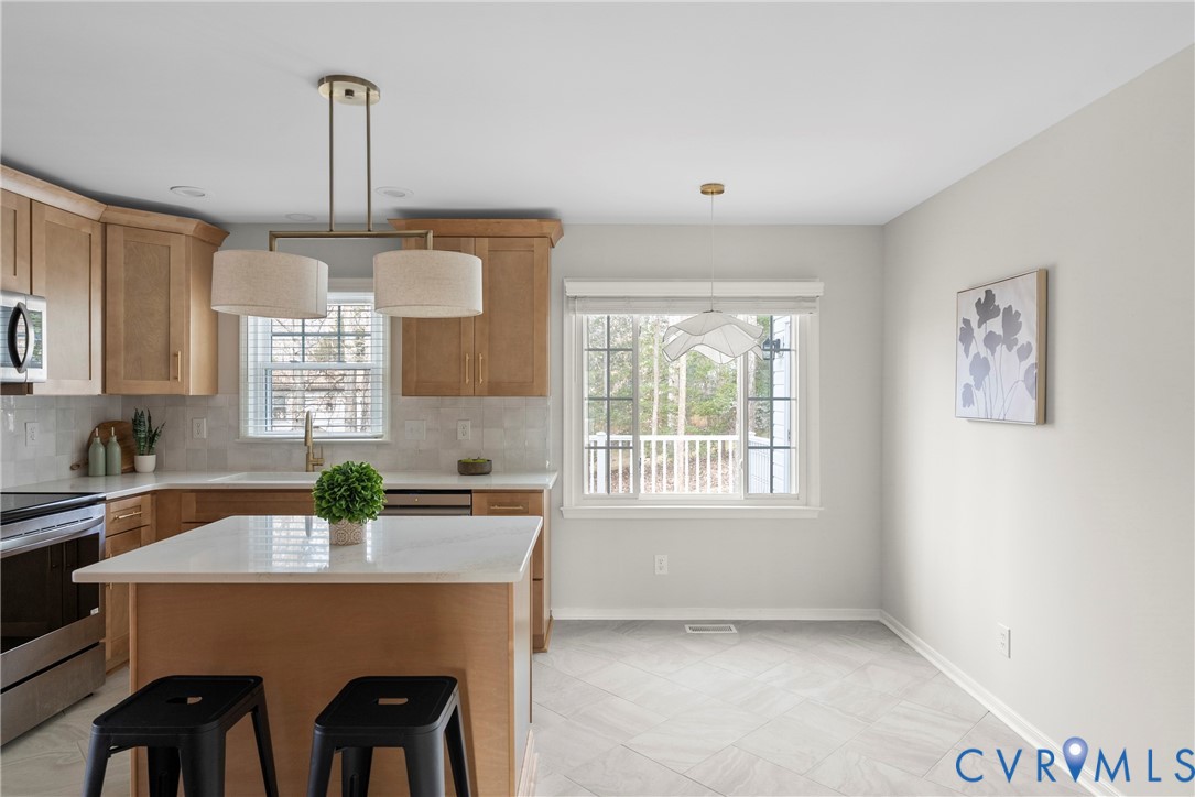 7301 Native Dancer Dr